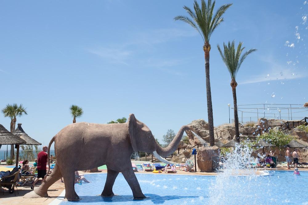 Holiday World Resort Benalmádena Extérieur photo